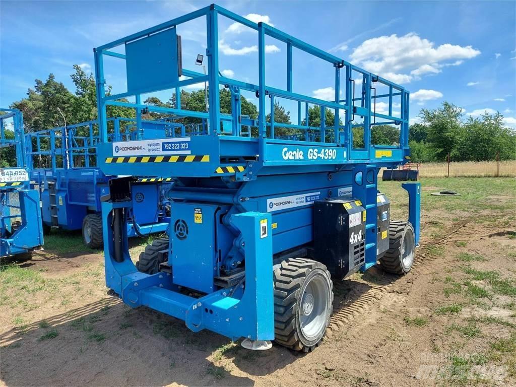 Genie GS-4390 RT Makazaste platforme