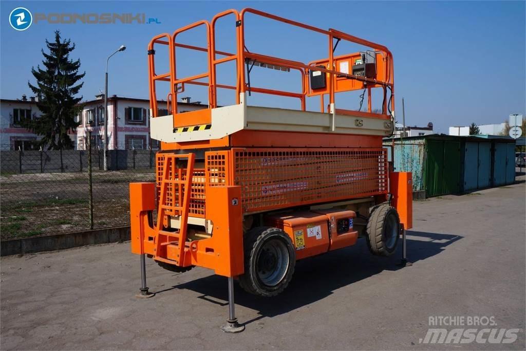 JLG 4069 Makazaste platforme