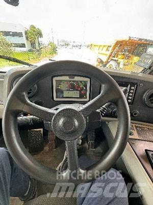 CAT 770G Kruti damperi