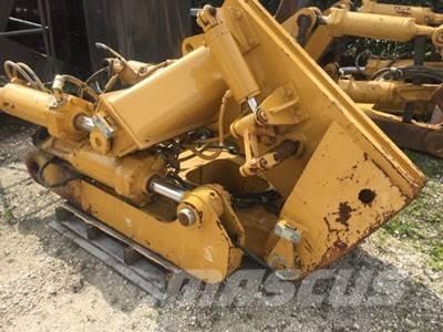 CAT D8T Ripper, S/S Ostale komponente za građevinarstvo