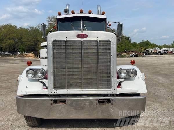 Peterbilt 359 Šleperi za vozila