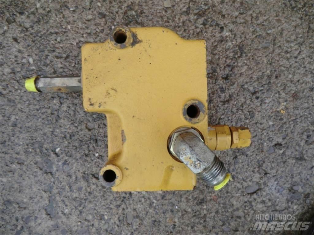 CAT 231D Ostalo za građevinarstvo