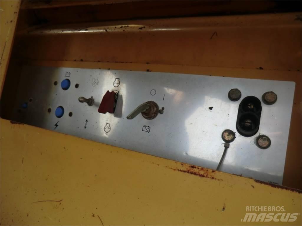 CAT 323D Ostalo za građevinarstvo