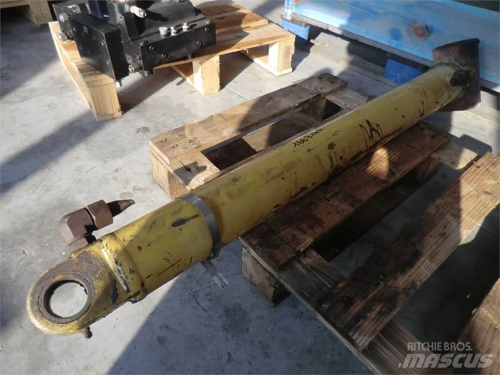 CAT 438C Ostalo za građevinarstvo