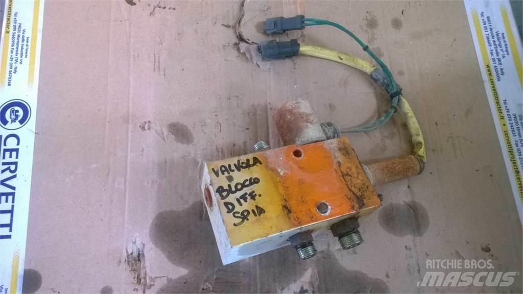 CAT 735 Ostalo za građevinarstvo