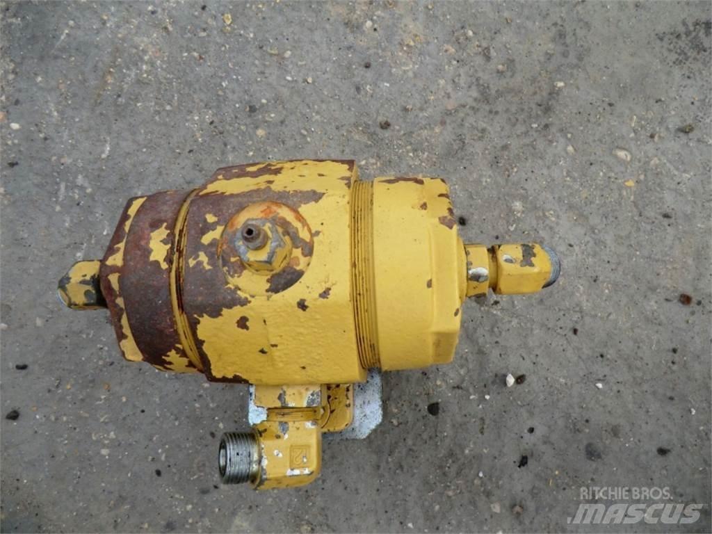 CAT 735 Ostalo za građevinarstvo