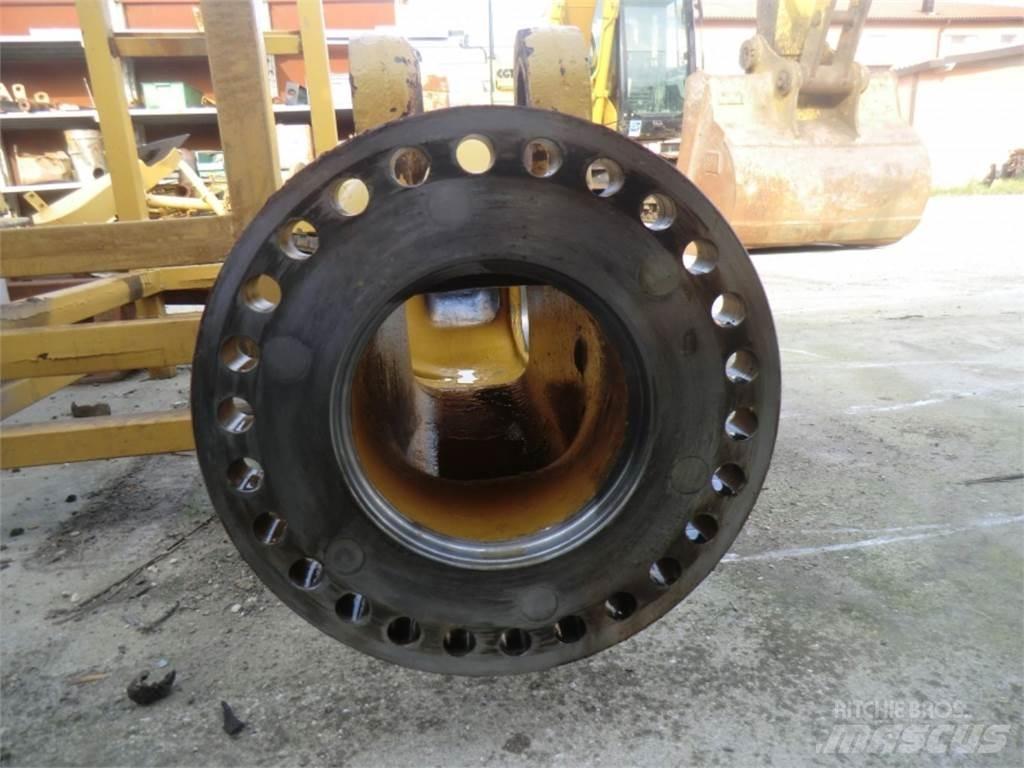 CAT 735 Ostalo za građevinarstvo
