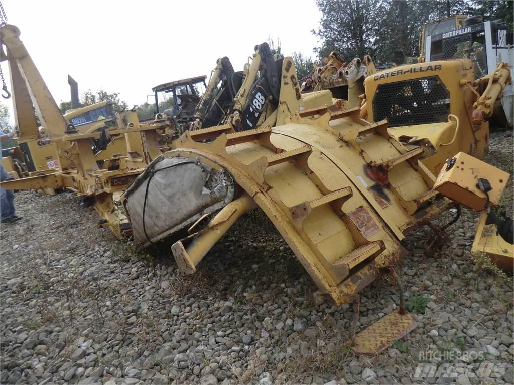 CAT 735 Šasija i vešenje