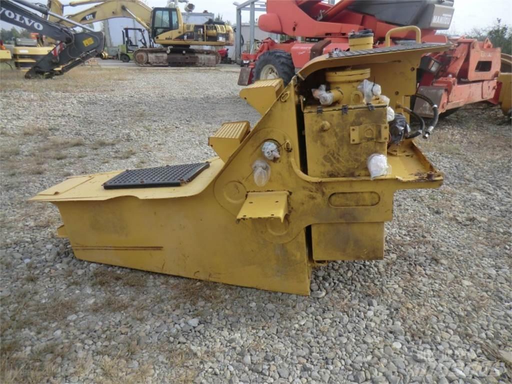 CAT 735 Šasija i vešenje