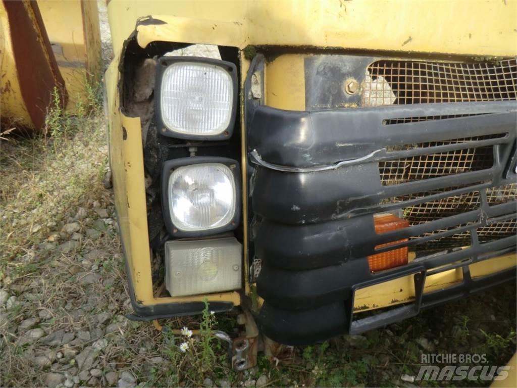 CAT 735 Šasija i vešenje