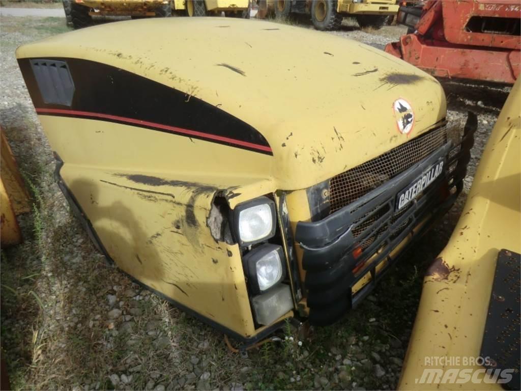 CAT 735 Šasija i vešenje