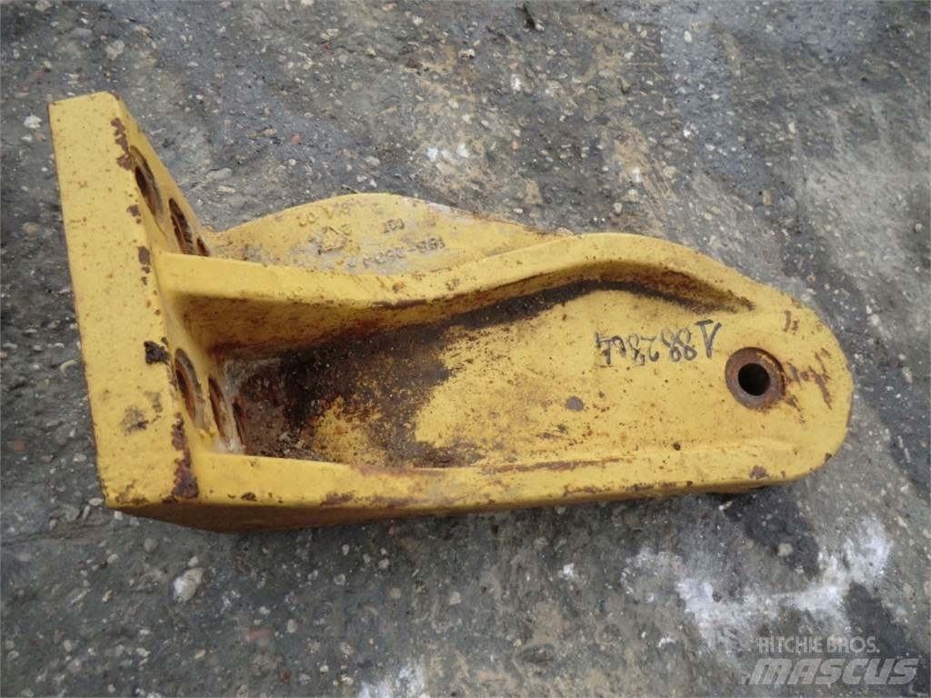 CAT 735 Šasija i vešenje