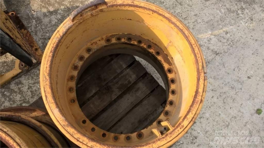 CAT 735 Ostalo za građevinarstvo