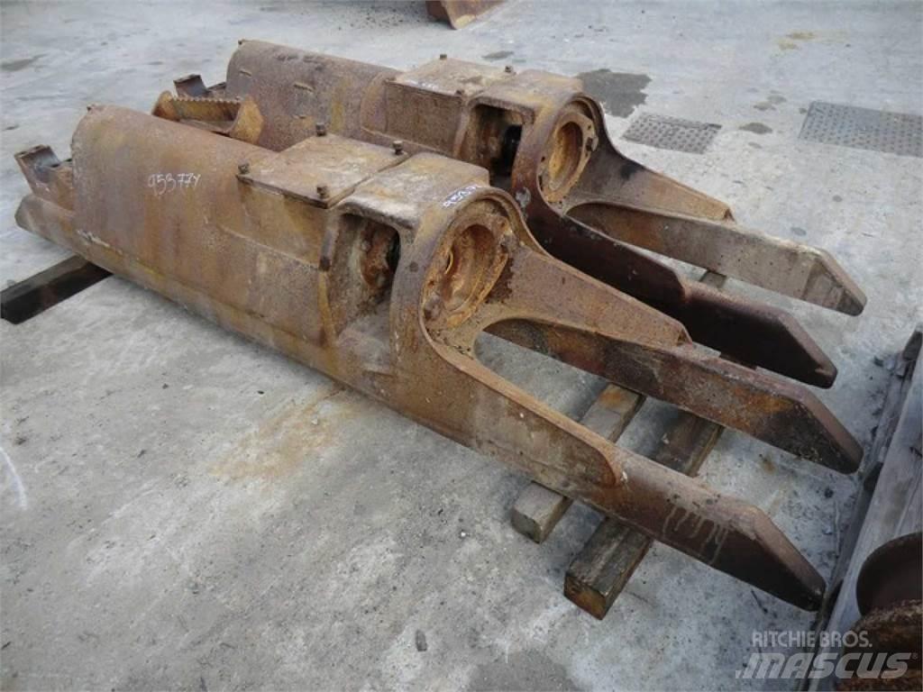 CAT 953 Gusenice za građevinarstvo