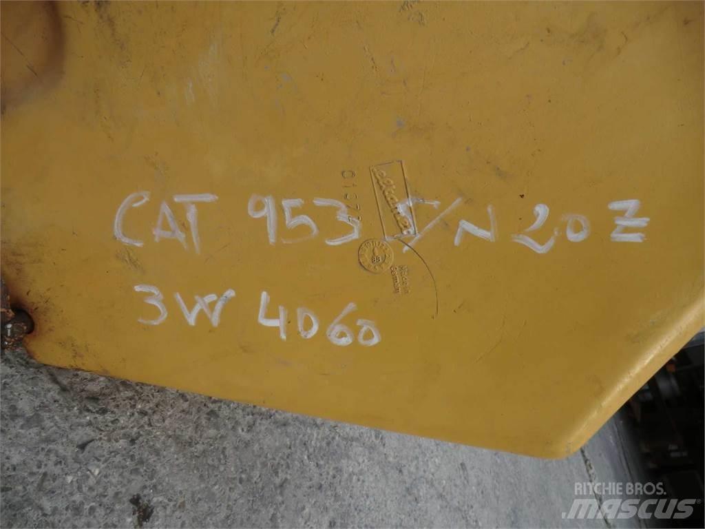 CAT 953 Šasija i vešenje