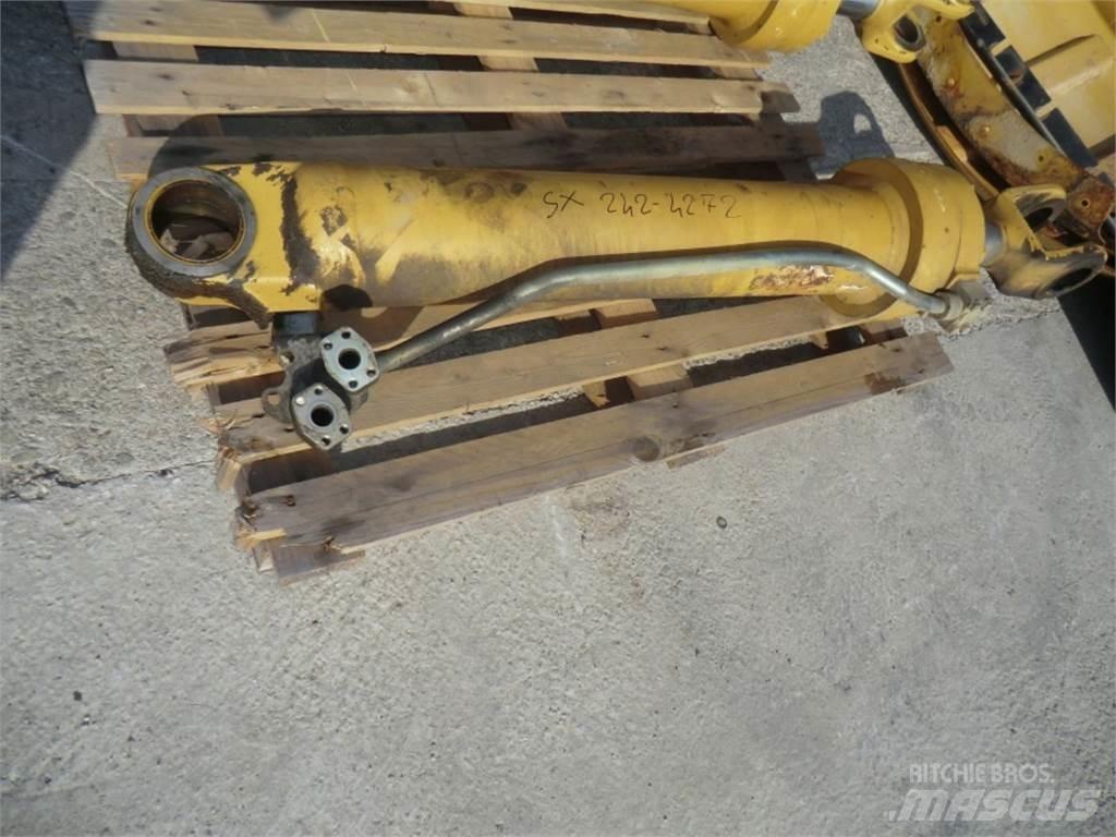 CAT 962H Ostalo za građevinarstvo