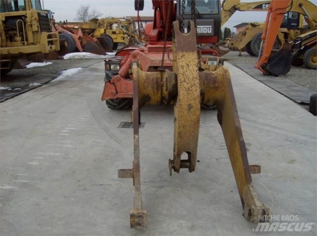 CAT 963 Šasija i vešenje