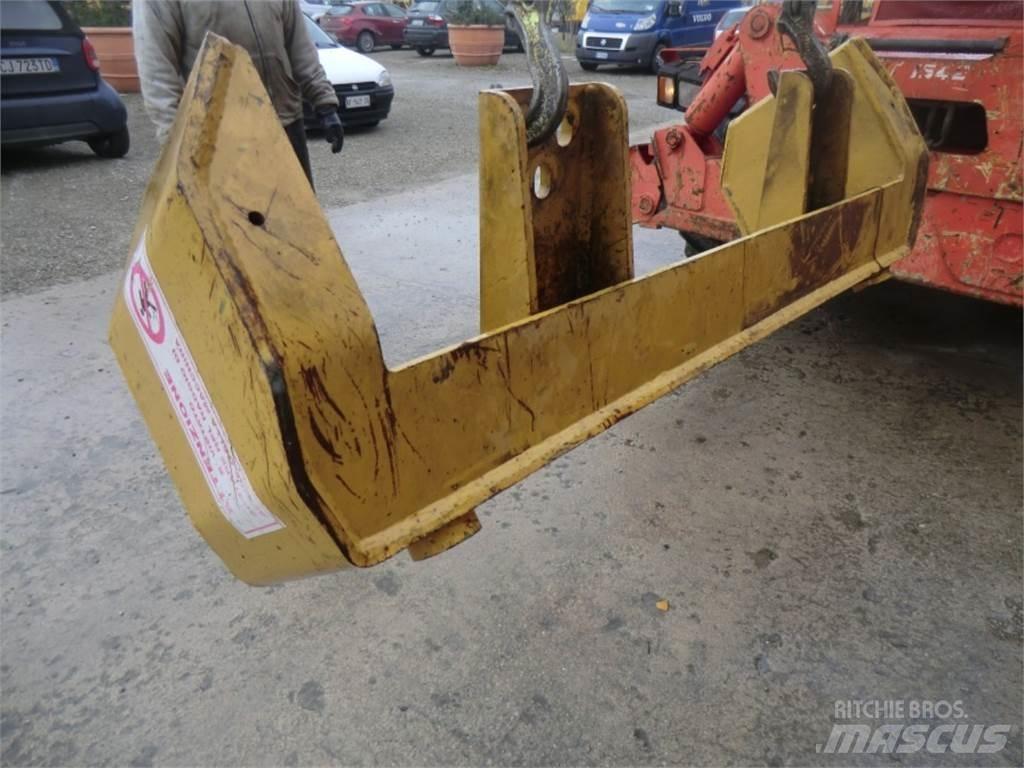 CAT 963D Šasija i vešenje