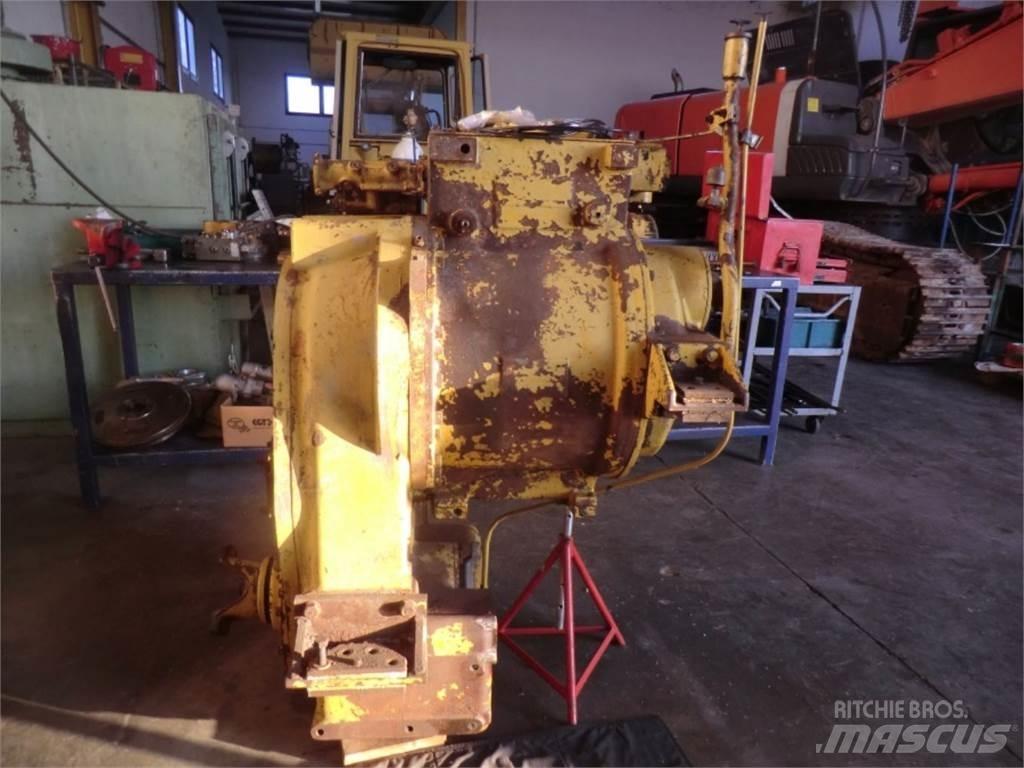 CAT 988B Ostalo za građevinarstvo