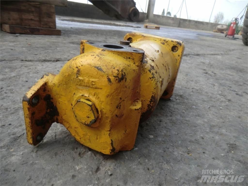 CAT D333 Motori za građevinarstvo