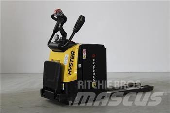 Hyster P2.0S Nisko podizni električni viljuškar sa stajalištom