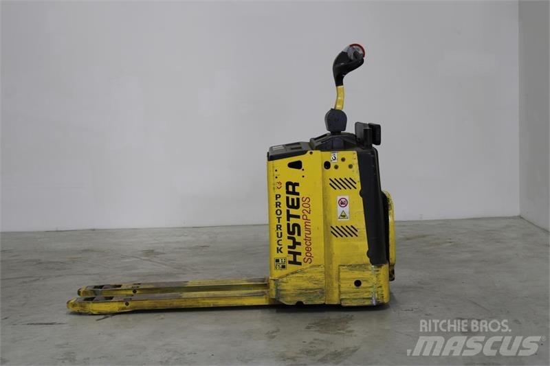 Hyster P2.0S Nisko podizni električni viljuškar sa stajalištom
