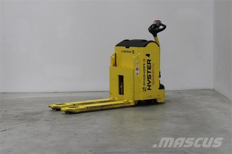 Hyster P3.0 Nisko podizni električni viljuškar