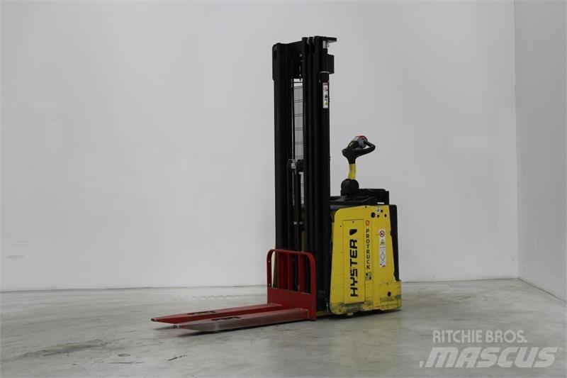 Hyster S1.5S Samopogonski ručni viljuškari