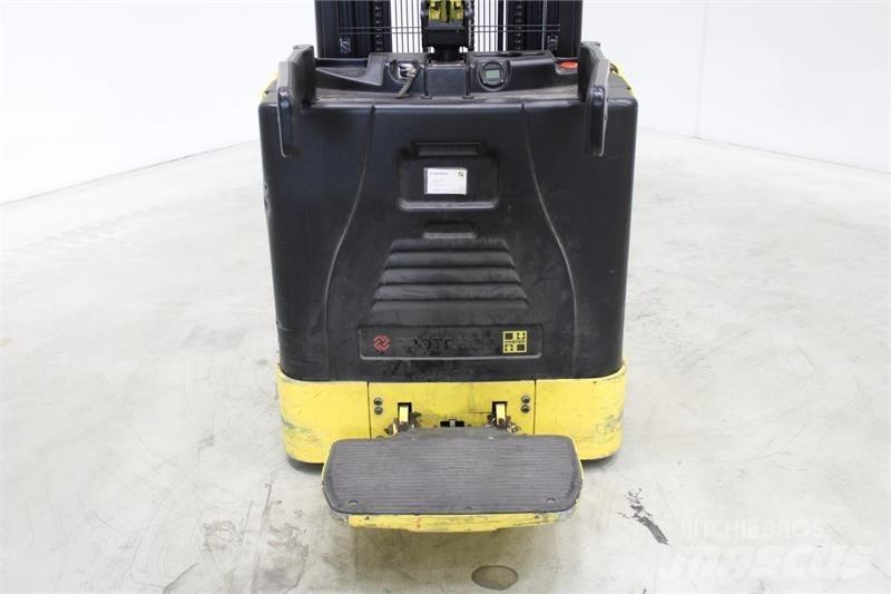 Hyster S1.5S Samopogonski ručni viljuškari