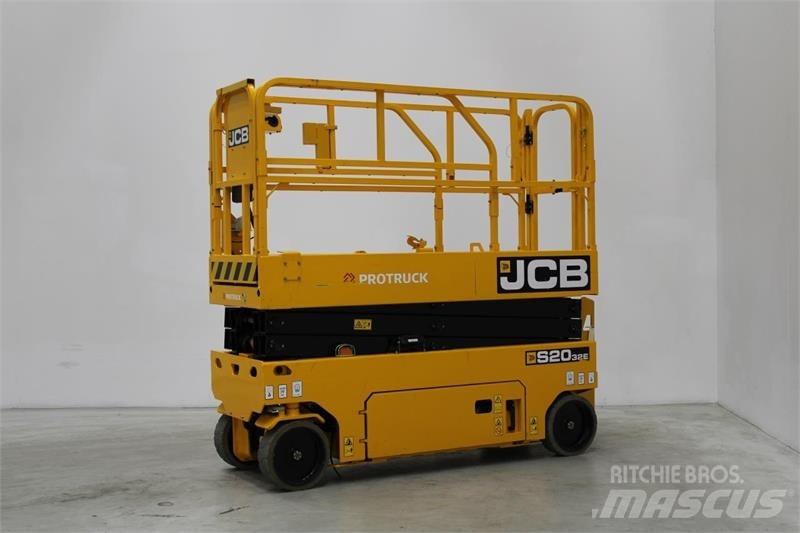 JCB S2032E Makazaste platforme
