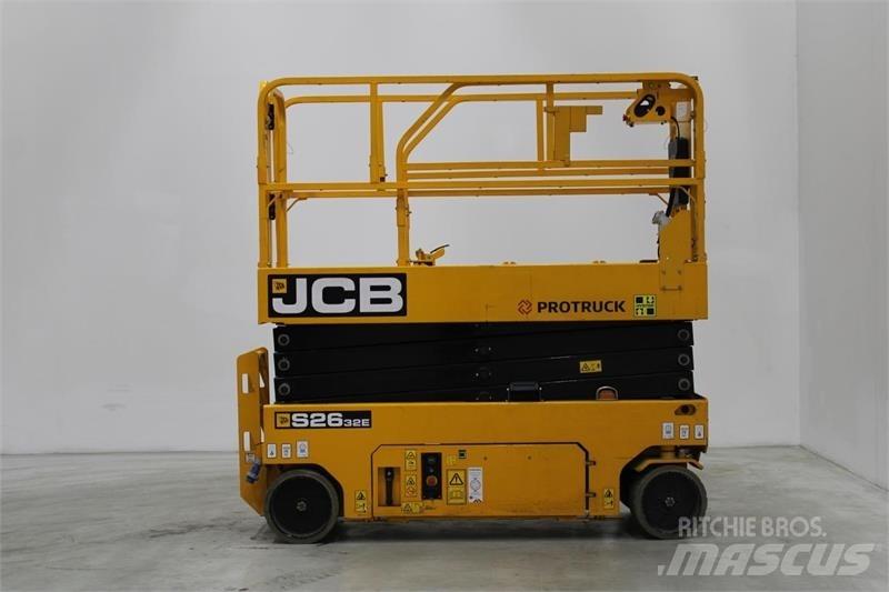 JCB S2032E Makazaste platforme