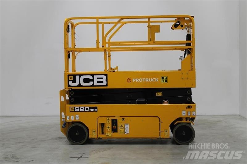 JCB S2032E Makazaste platforme