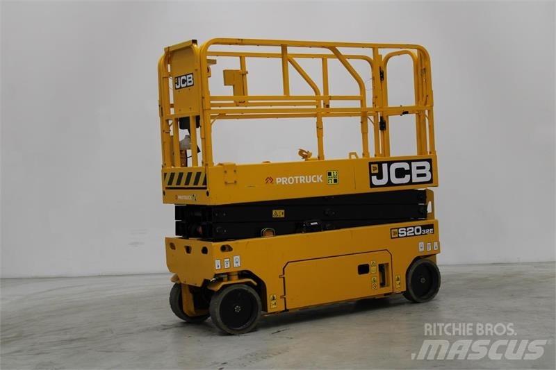 JCB S2032E Makazaste platforme