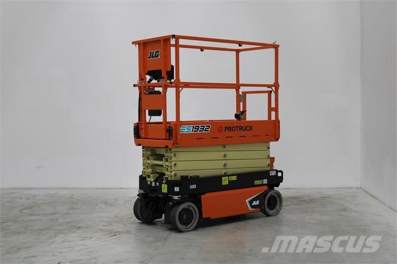 JLG R1932 Makazaste platforme