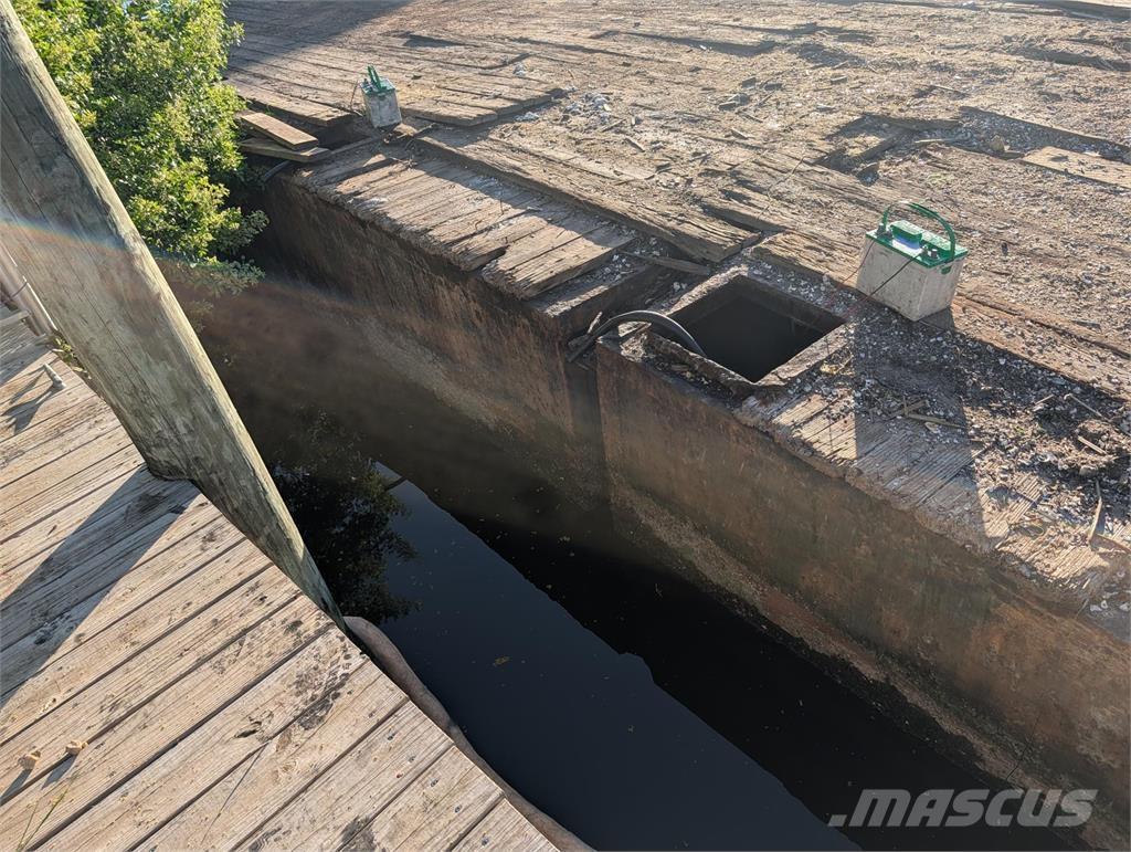  Barge Ostalo za građevinarstvo