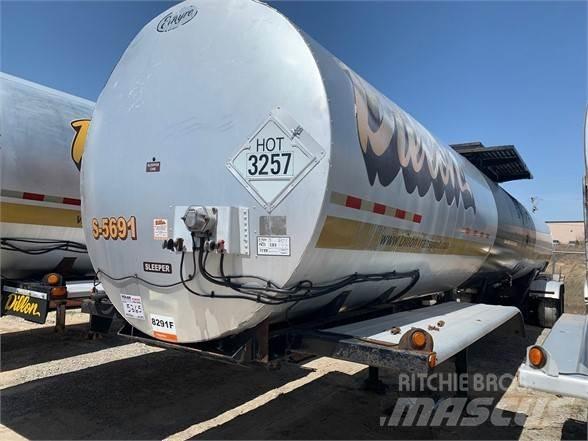 Etnyre STEEL 7,500 Poluprikolice cisterne