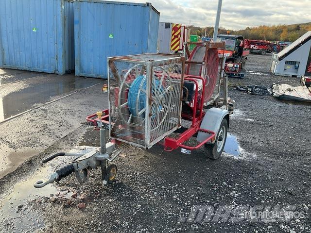  Winch Utovorne dizalice, vitla i liftovi za materijal