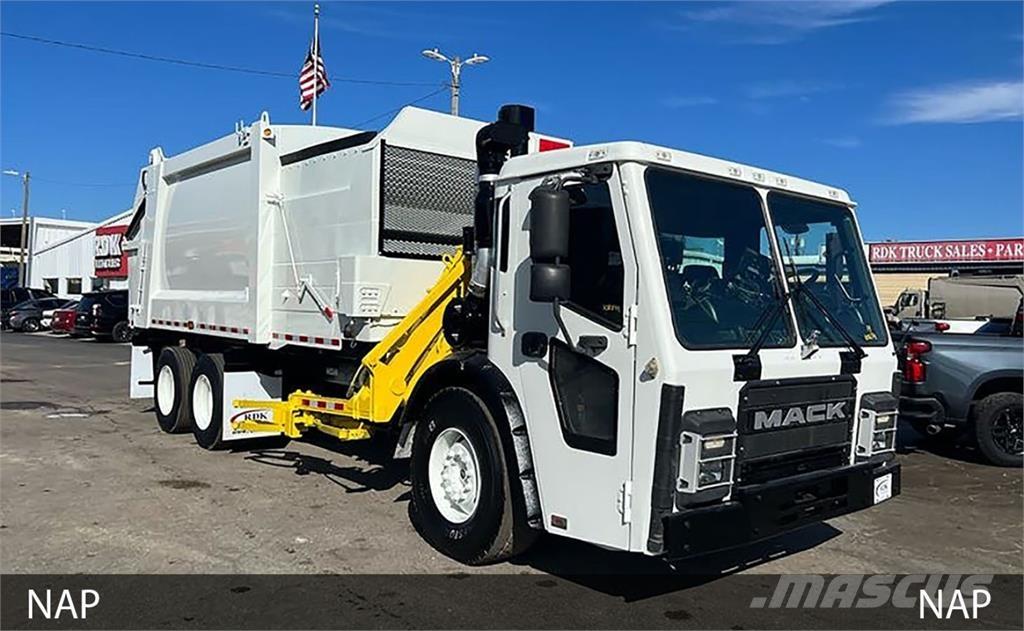 Mack 600 Kamioni za otpad