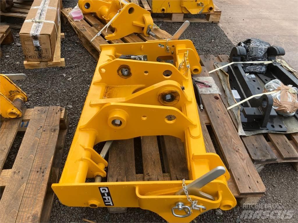 JCB Q-FIT Poljoprivredni teleskopski utovarivači