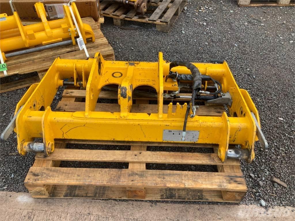JCB Q-FIT Poljoprivredni teleskopski utovarivači