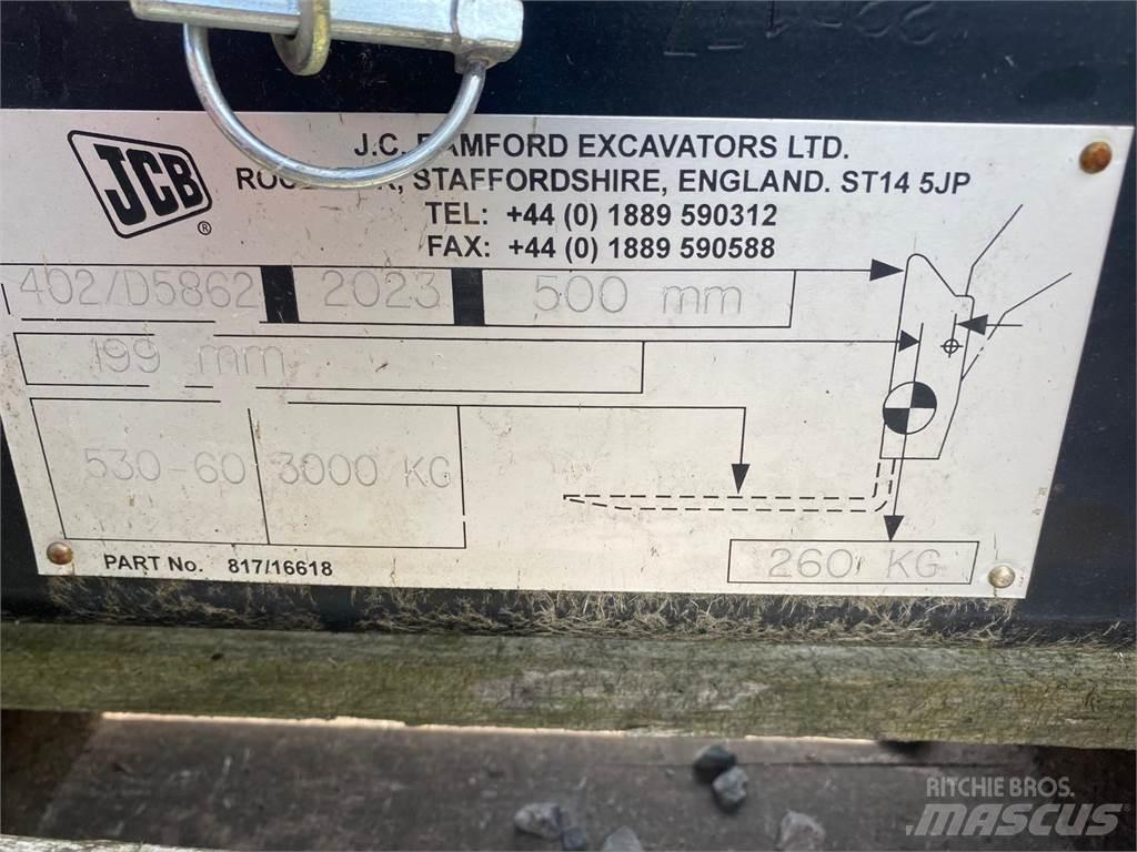 JCB Q-FIT Poljoprivredni teleskopski utovarivači