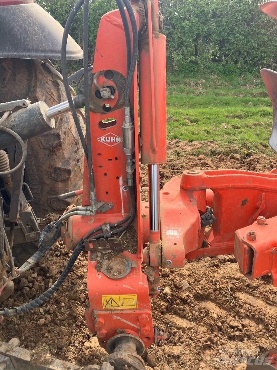 Kuhn MM123 Obični plugovi
