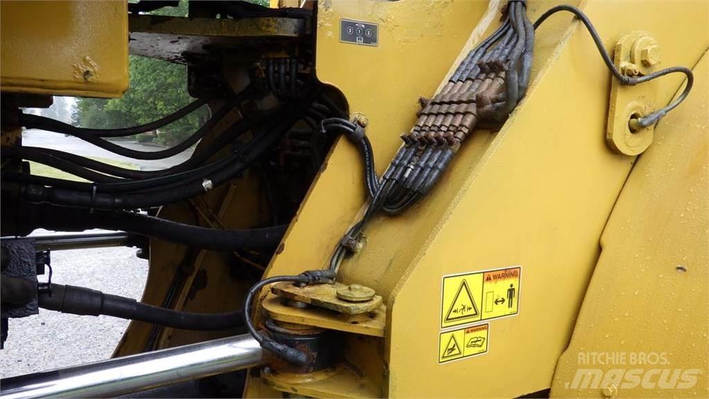 CAT 972M XE Bageri guseničari