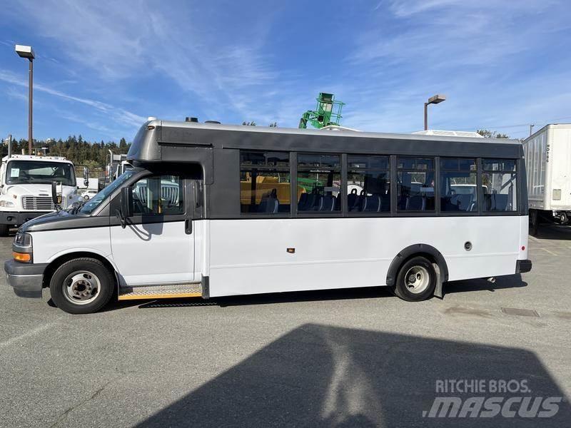 Chevrolet Express Mini autobusi