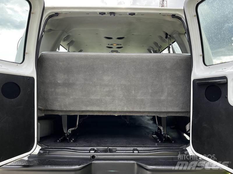 Ford Econoline Automobili