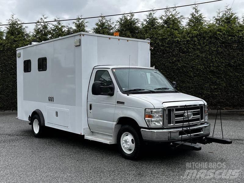 Ford Econoline Dostavna vozila / kombiji