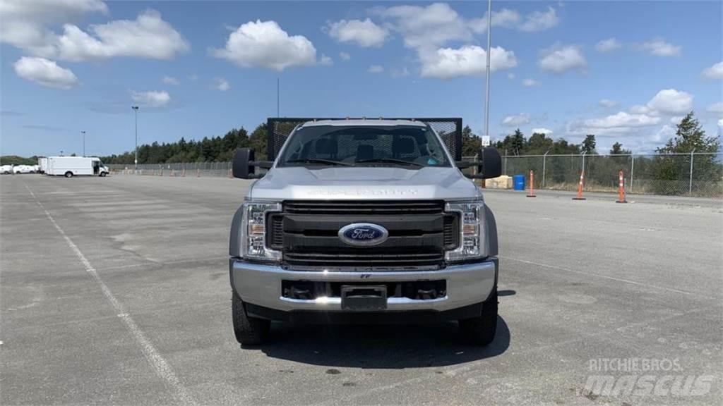 Ford F-550 Kamioni sa otvorenim sandukom