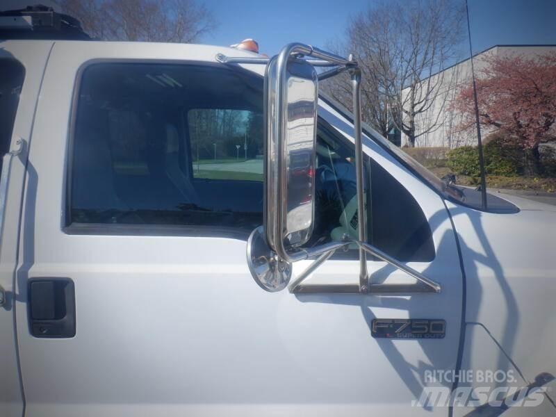 Ford F-750 Komunalna vozila za opštu namenu
