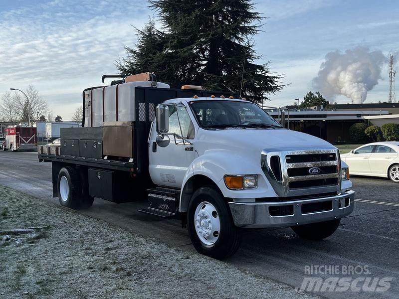Ford F-750 Kamioni sa otvorenim sandukom