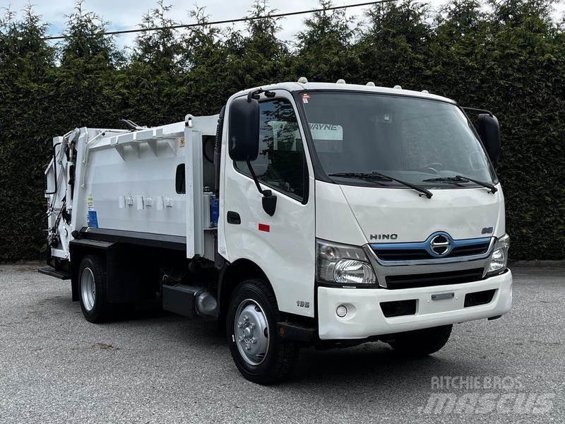 Hino 195 Kamioni za otpad